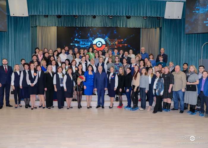 Региональный семинар собрал более 70 педагогов из 15 районов Санкт-Петербурга на площадке ИТШ № 777